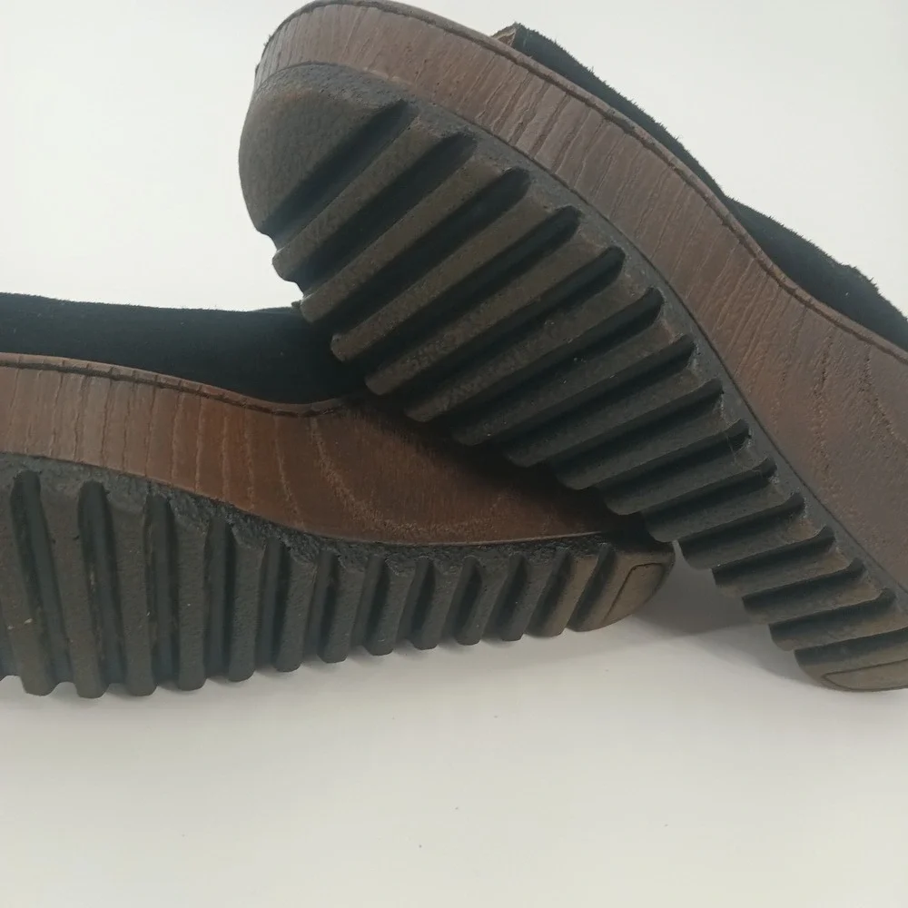 b.o.c. black suede